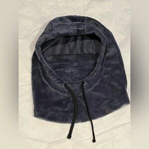 Women’s L.L. BEAN Gunmetal Grey Luxe Fleece Hooded Scarf